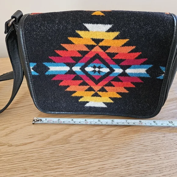 Pendleton Wool Southwestern Crossbody Bag Black Leather Aztec Boho - Picture 11 of 14